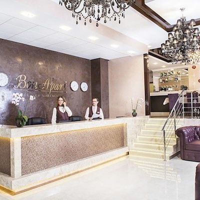 Hotel Bonapart By Uhm